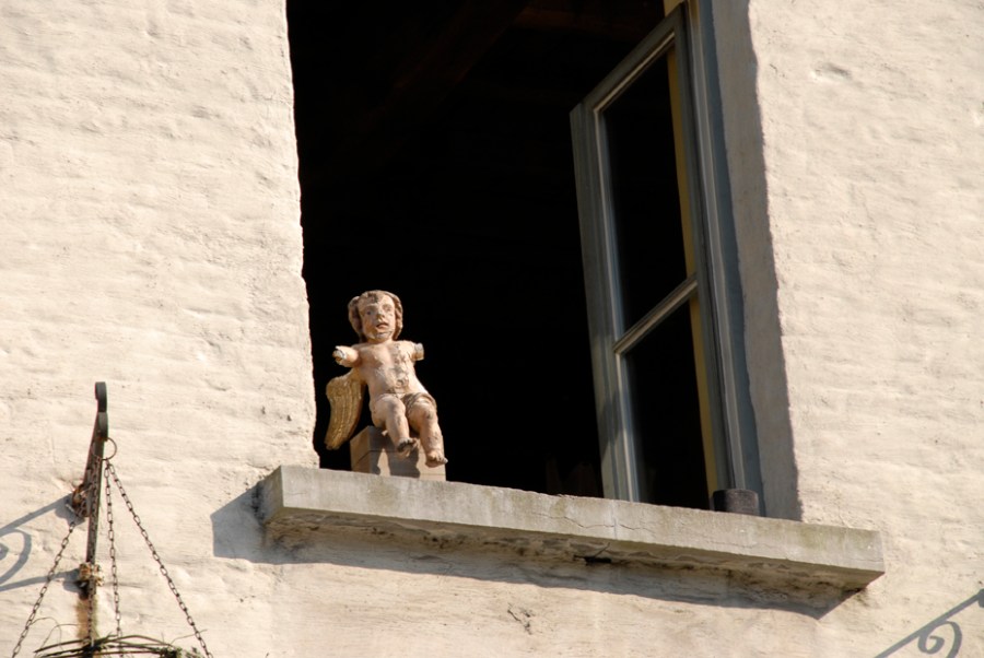 (c) 2011 Keena Gonzalez. All rights reserved. www.keenagonzalez.com