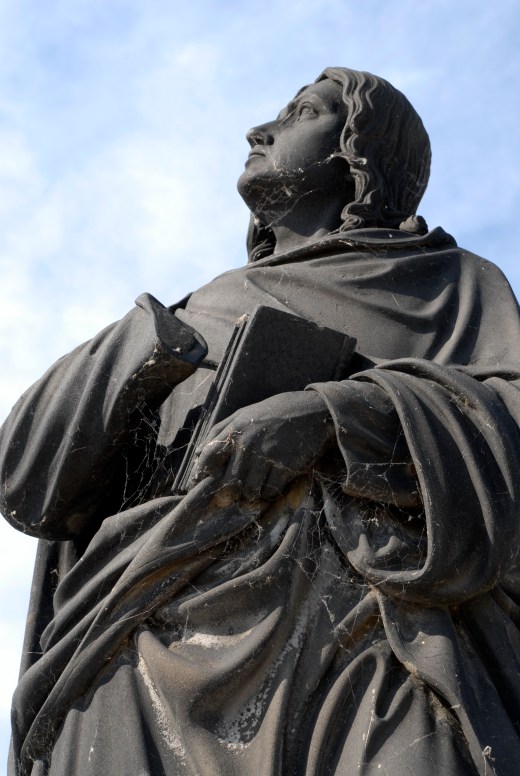 Prague street photography by Keena Gonzalez